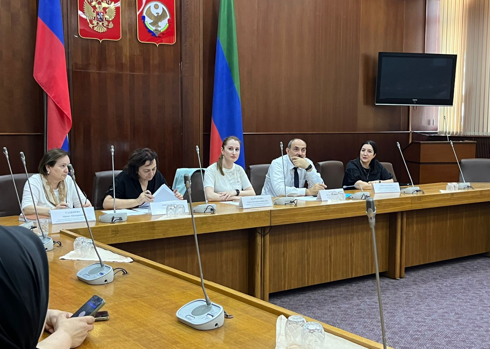 Вопрос противодействия угрозе инфекционных заболеваний обсудили в Дагестане